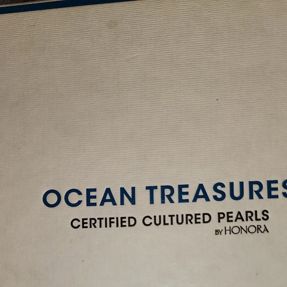 Honora Cream Pearl Necklace, Bracelet and Earring Set - Picture 4 of 10